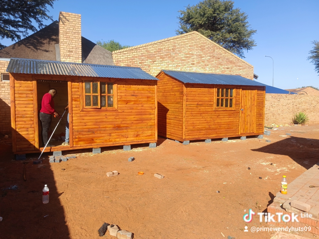 Prime LogHomes — custom-built log home
